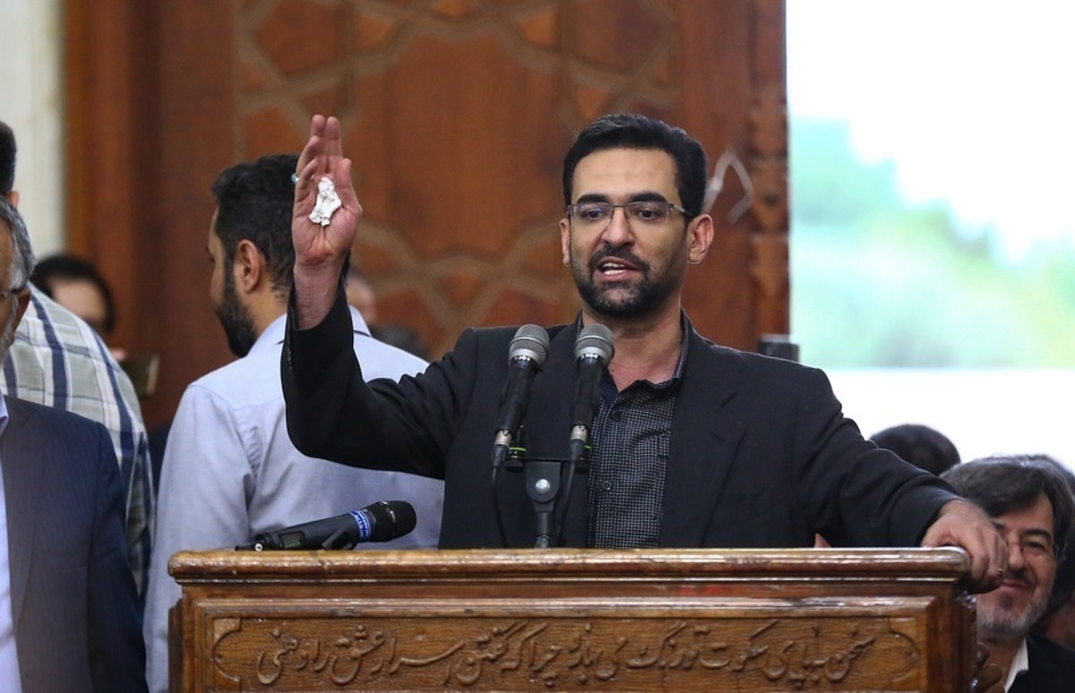 آذری جهرمی: شنیدن صدای اقلیت‌ها و توجه به حقوق شهروندی آنها سیره حضرت علی است