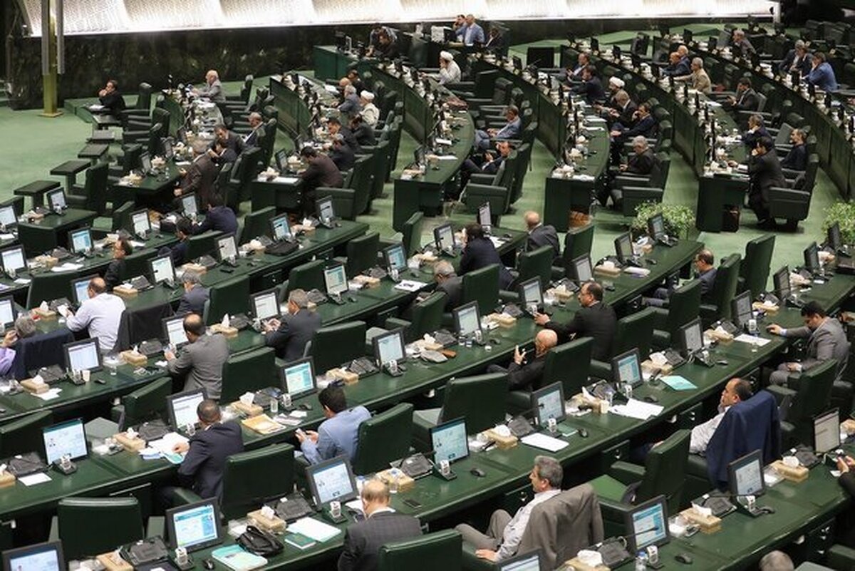 دیدار نمایندگان مجلس با رهبر انقلاب