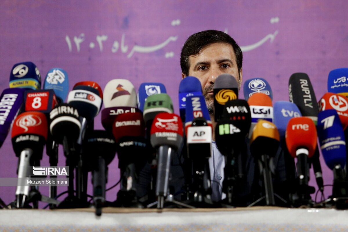 نشست خبری طحان نظیف (+عکس)