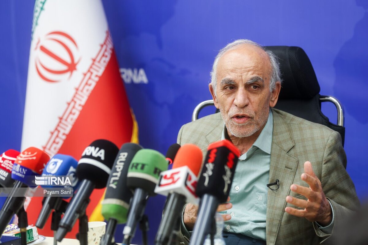 نشست خبری رئیس ستاد انتخاباتی پزشکیان (+عکس)