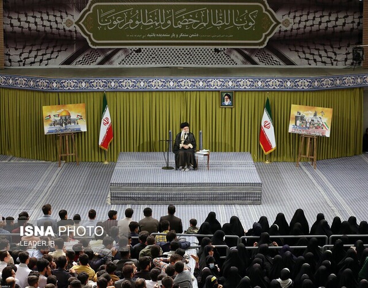 رهبر انقلاب: آمریکا و رژیم صهیونیستی قطعاً پاسخ دندان شکن دریافت خواهند کرد