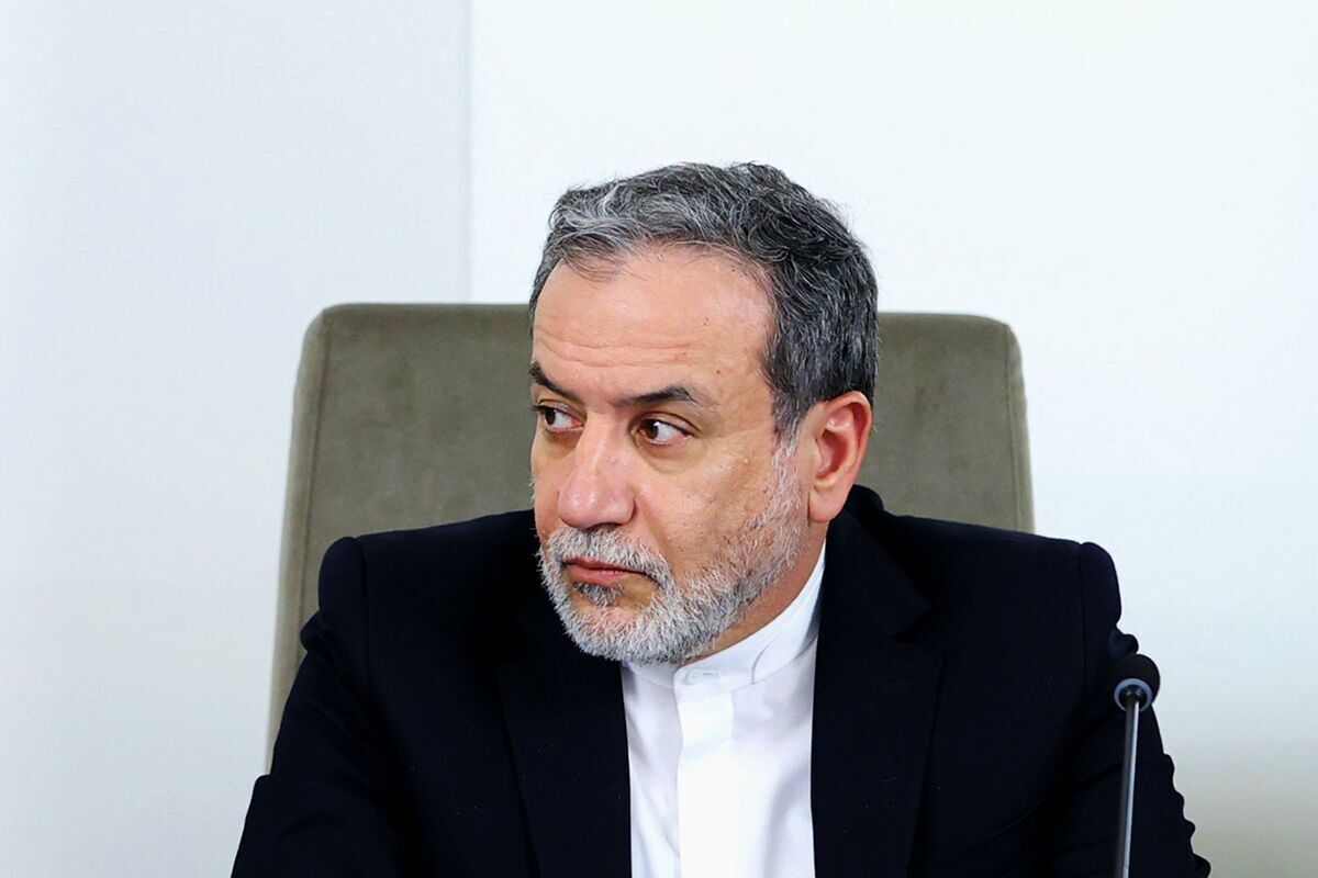 عراقچی: سیاست خارجی، جای پیشداوری نیست