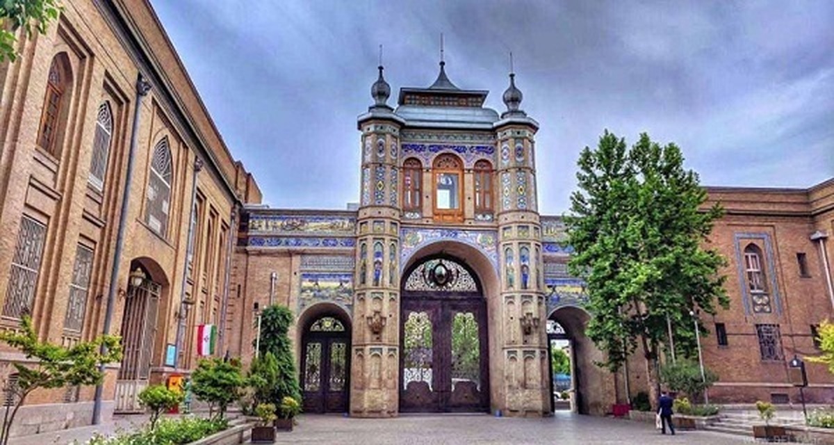 رییس کمیته گردشگری شورای شهر تهران از باز شدن ورود به سردر باغ ملی برای گردشگران خبر داد