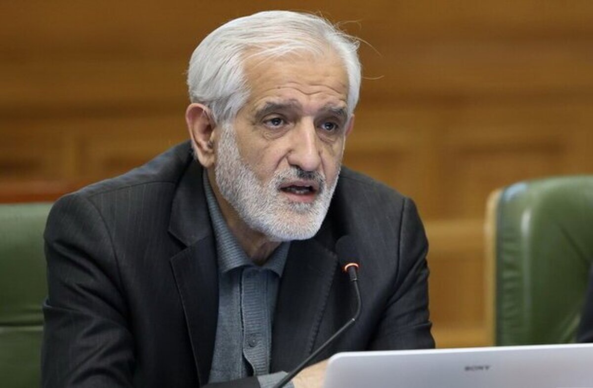 ۱۵۰ اتوبوس و ۱۰۰۰ تاکسی به گمرک وارد شد