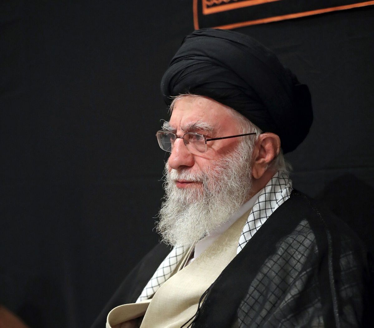 پخش زنده سخنرانی رهبر معظم انقلاب در دیدار بسیجیان