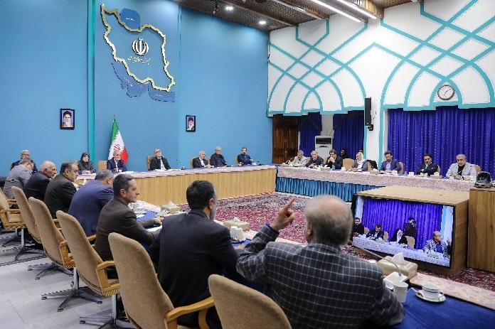 پزشکیان: انتقاد‌ها را با جان و دل می‌پذیریم
