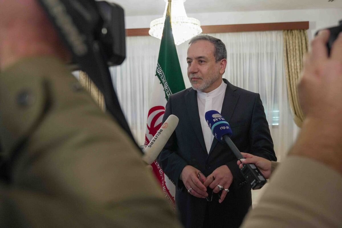 عراقچی: اگر اسنپ بک اتفاق بیفتد، با بحران مواجه می‌شویم