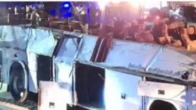 شمار جان‌باختگان حادثه واژگونی اتوبوس کرمان به ۱۵ نفر رسید