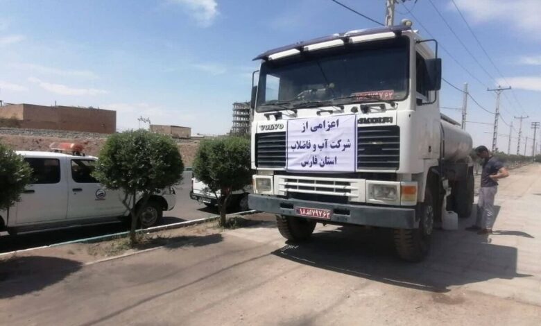 اعزام تانکرهای آبرسانی به ۲۳ محله شهر یزد