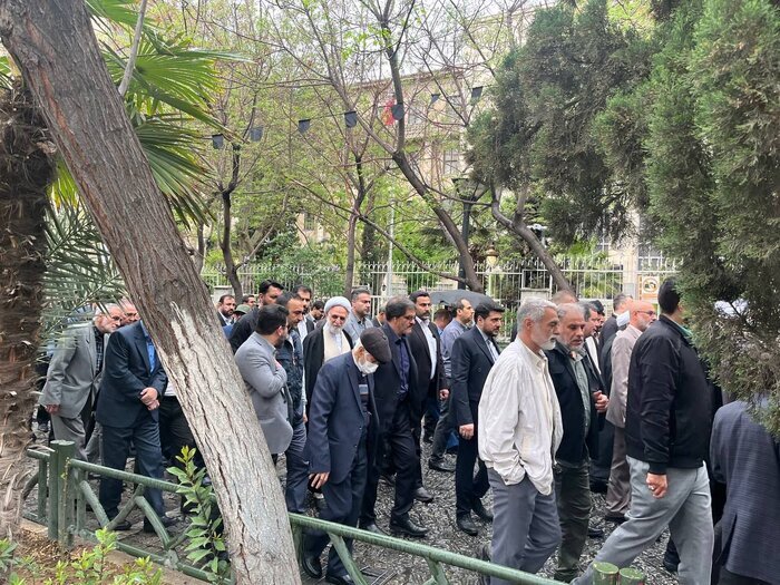 برگزاری مراسم تشییع پیکر مرحوم حجتالاسلام والمسلمین نیری برگزاری مراسم تشییع پیکر مرحوم حجتالاسلام والمسلمین نیری