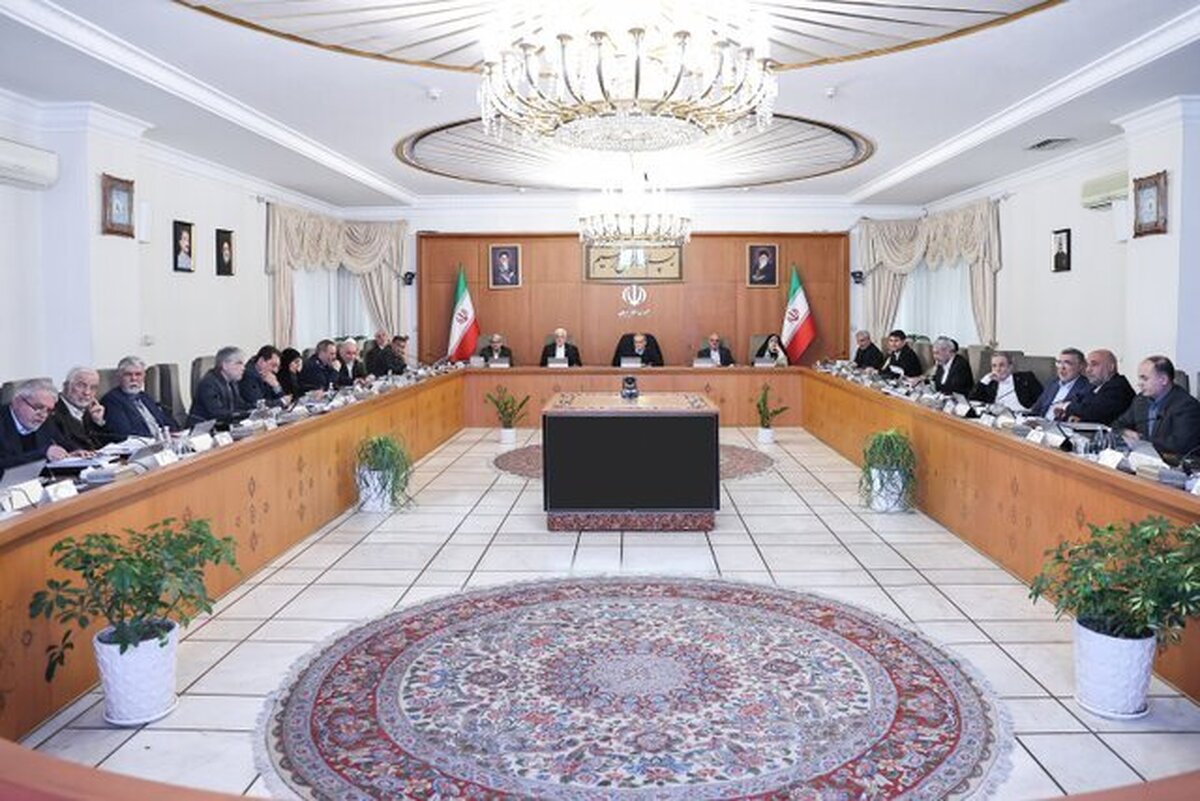 دستور پزشکیان به شورای عالی امنیت ملی درباره رفع محدودیت‌های اینترنت