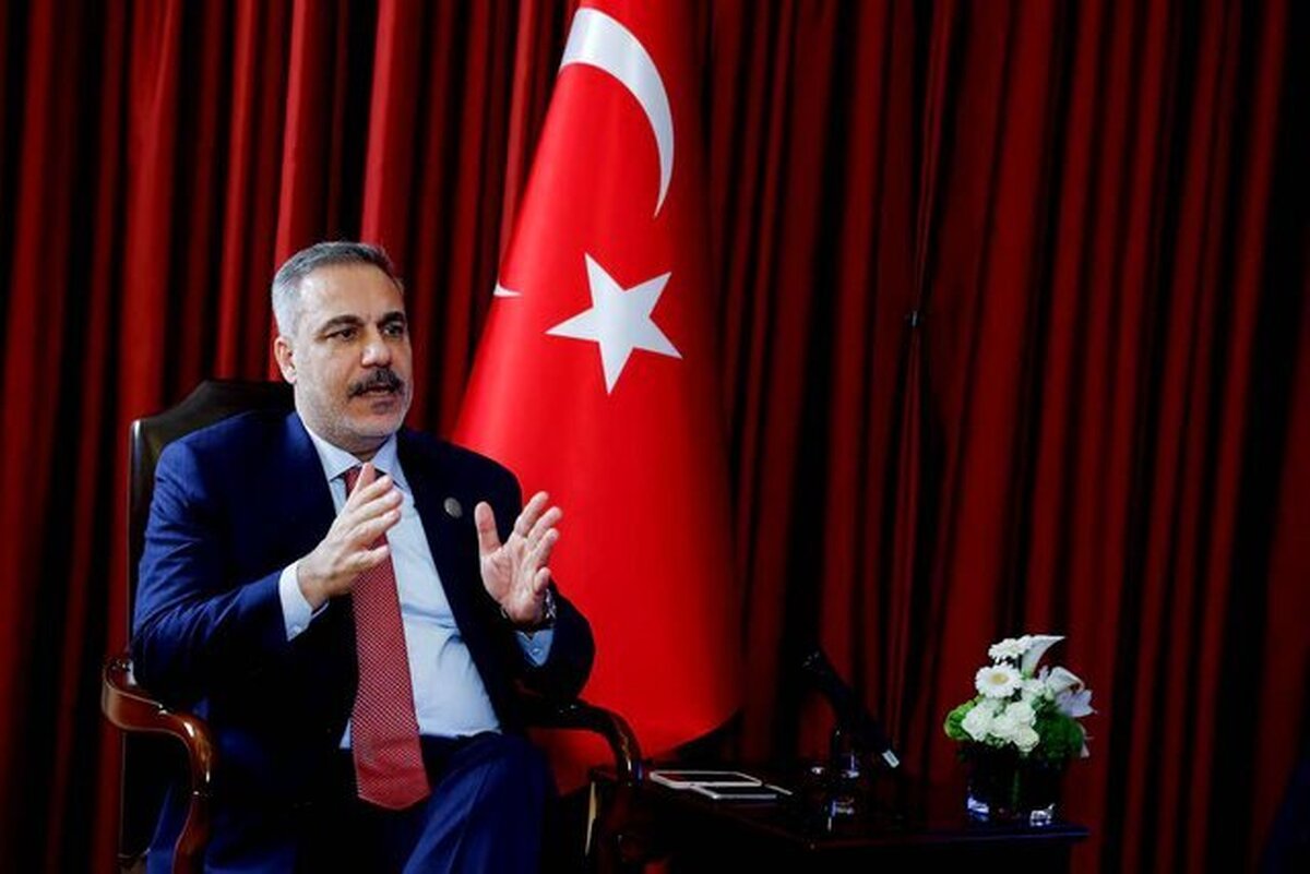 فیدان: نظام سیاسی ایران فرو نمیپاشد