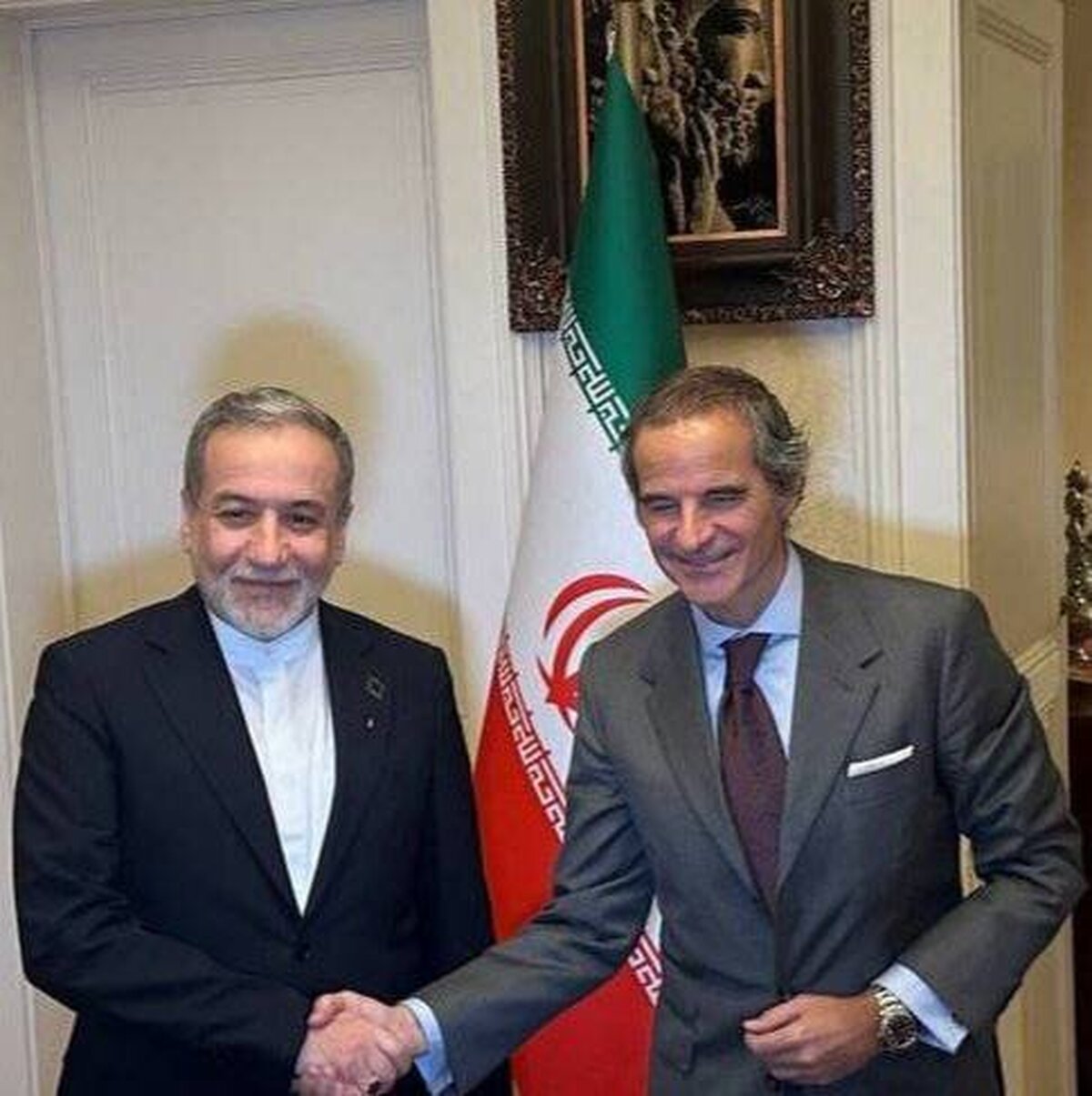 دیدار عراقچی با گروسی در ژنو