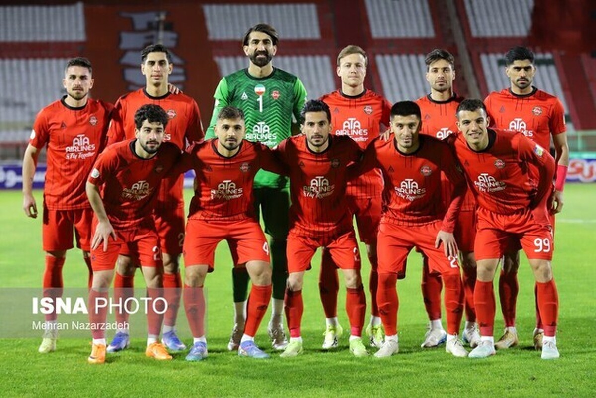 خارجی‌های تراکتور ایران را ترک کردند