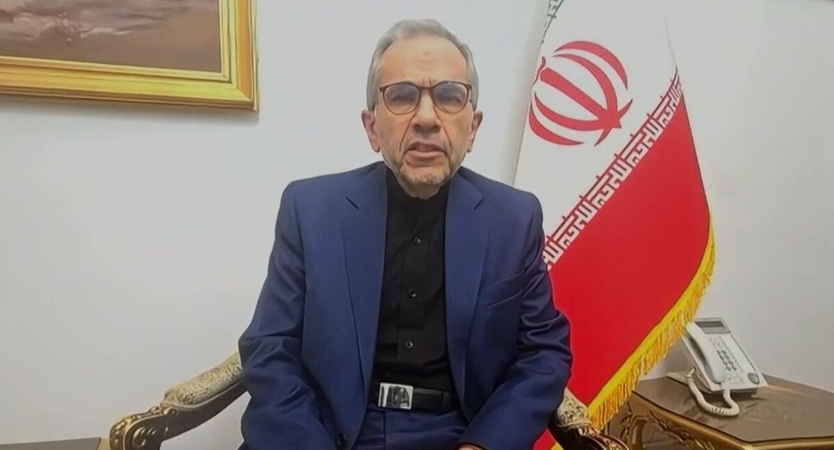تخت‌روانچی: ایران به کشتی برخی کشور‌ها اجازه عبور از تنگه هرمز داده است