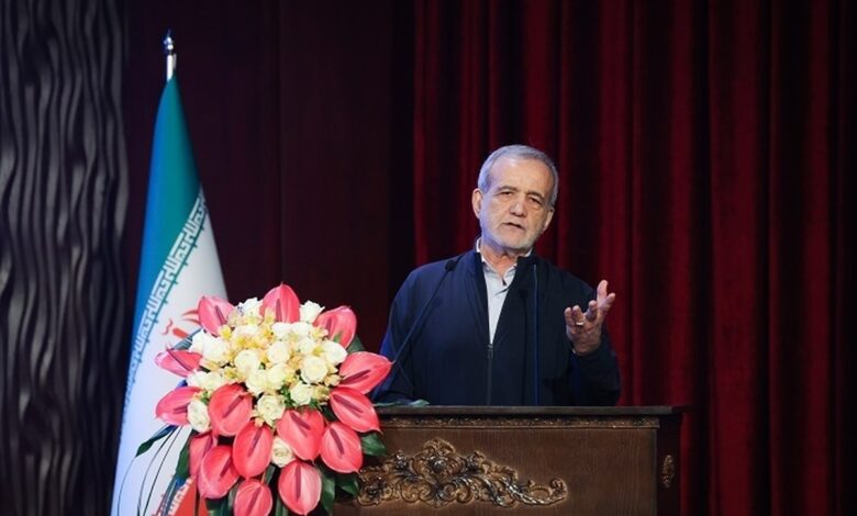واکنش پزشکیان به برخی اخبار درباره تحرکات ترامپ برای تغییر نام خلیج فارس (+عکس)
