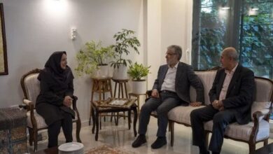 وزیر علوم به دیدار مادر شیمی ایران رفت