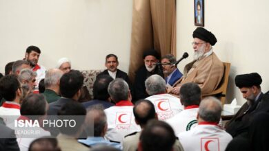 دیدار اعضای ستاد برگزاری کنگره ملی شهدای امدادگر با رهبر انقلاب (+عکس)