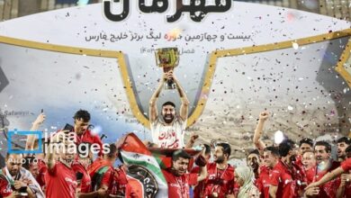 «تراکتور»؛ قهرمان لیگ برتر فوتبال- 25 اردیبهشت (+عکس)