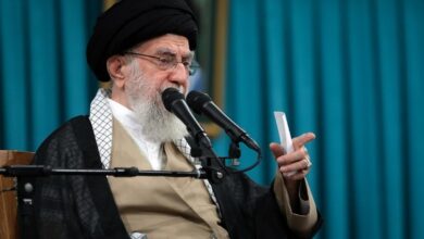 رهبر انقلاب: ایران به کوری چشم دشمنان، هر روز بر قدرت خود اضافه خواهد کرد؛ بعضی از حرف‌های رئیس‌جمهور آمریک اساساً لایق جواب دادن نیست