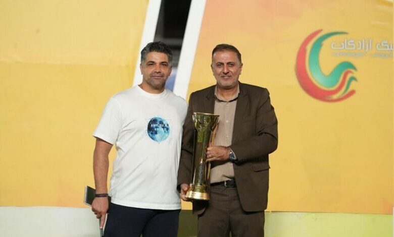 سرمربی فجر سپاسی در لیگ برتر ماندنی شد
