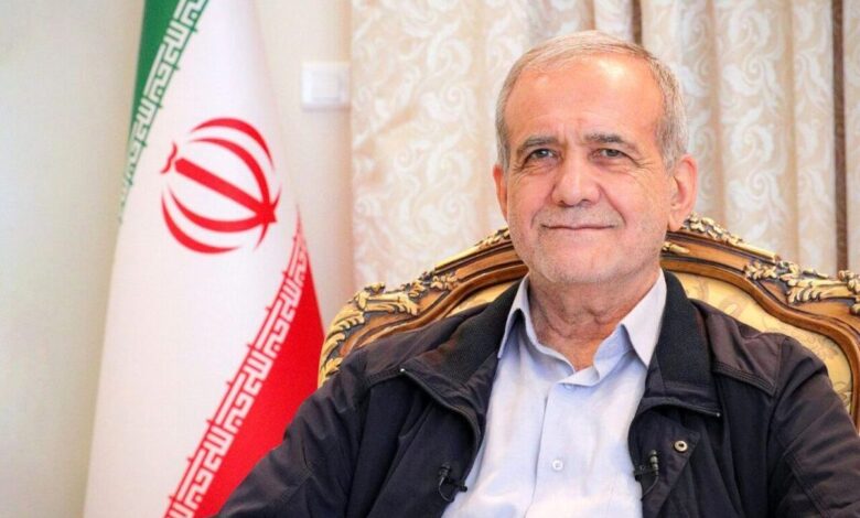 پزشکیان: ظرفیت برق خورشیدی گسترش مییابد