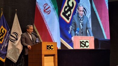 عراقچی: تلاش برای رفع تحریم، وظیفه وزارت‌خارجه است