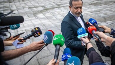 عراقچی: پرونده مذاکرات غیرمستقیم همچنان باز است ؛ بر مواضع خودمان ایستادگی داریم