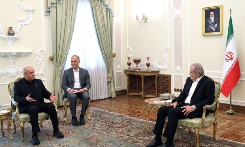 پزشکیان: بکارگیری تمام ظرفیتهای دیپلماتیک برای توقف جنایتهای صهیونیستها ادامه دارد
