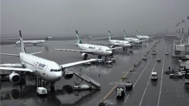 پرواز‌ها تا بعدازظهر فردا لغو می‌مانند