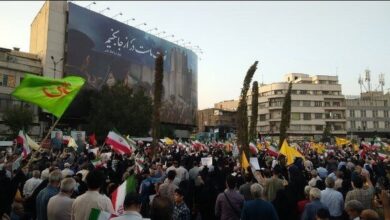 تجمع تهرانیها برای تقدیر از نیروهای مسلح برگزار شد (+عکس)