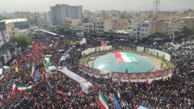 وداع مردم تهران با قهرمانان مقاومت؛ بدرقه سرداران و دانشمندان شهید (+عکس)
