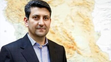 ستار هاشمی: با صلابت پیش خواهیم رفت