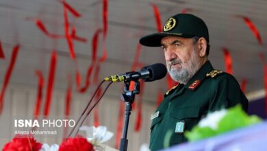 محسن رضایی: دشمنان بدانند این ملت خاموش نمی‌ماند
