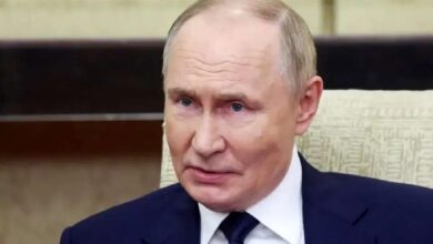 پوتین نیروگاه هسته‌ای شناور می‌سازد