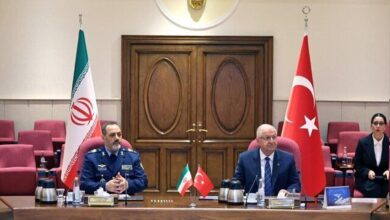دیدار وزیران دفاع ایران و ترکیه با هدف گسترش روابط نظامی