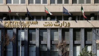 بازی با ارقام در وزارت نفت واقعیت تولید زیر سایه آمارسازی