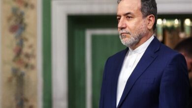 عراقچی به کمیسیون اصل ۹۰ مجلس میرود (+عکس)