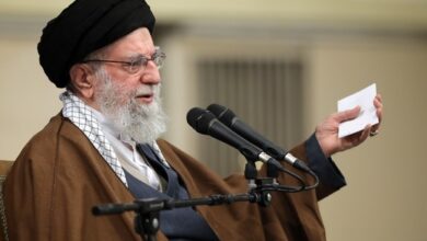 دیدار قهرمانان و مدال‌آوران ورزشی و المپیاد‌های علمی جهانی با رهبر انقلاب (+عکس)