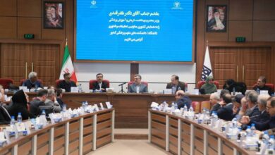 تاکید وزیر بهداشت ایران در ریاض بر توسعه همکاری‌های علمی و دارویی منطقه‌ای