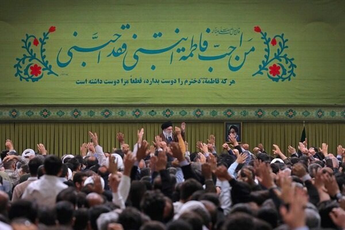 رهبر انقلاب: کمبودهای زیادی داریم، اما کشور در حال پیشرفت است