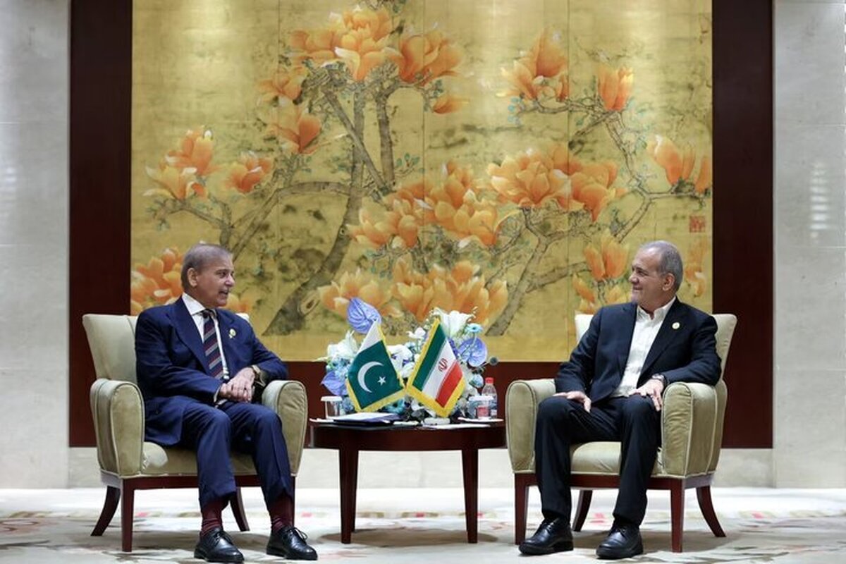 گفت‌وگوی تلفنی شهباز شریف و پزشکیان