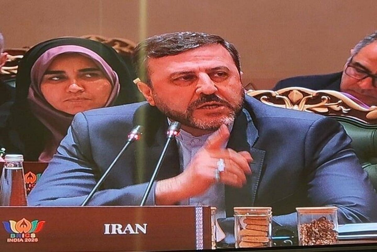 غریبآبادی: امارات به ایران خیانت کرد