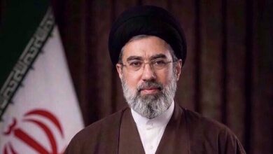 رهبر انقلاب: حماسهآفرینیهای ملت ایران بار تکلیف مسئولان را سنگینتر از گذشته میکند
